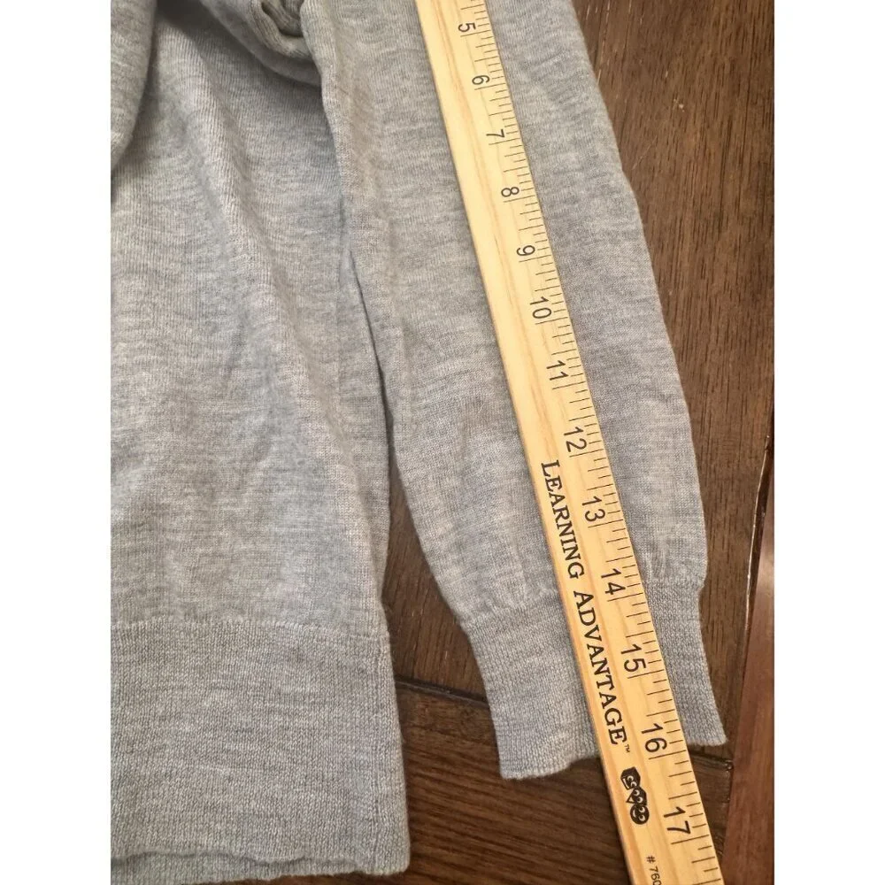 J. Crew Women's Gray Merino Wool Lightweight Crewneck Sweater Size S EUC